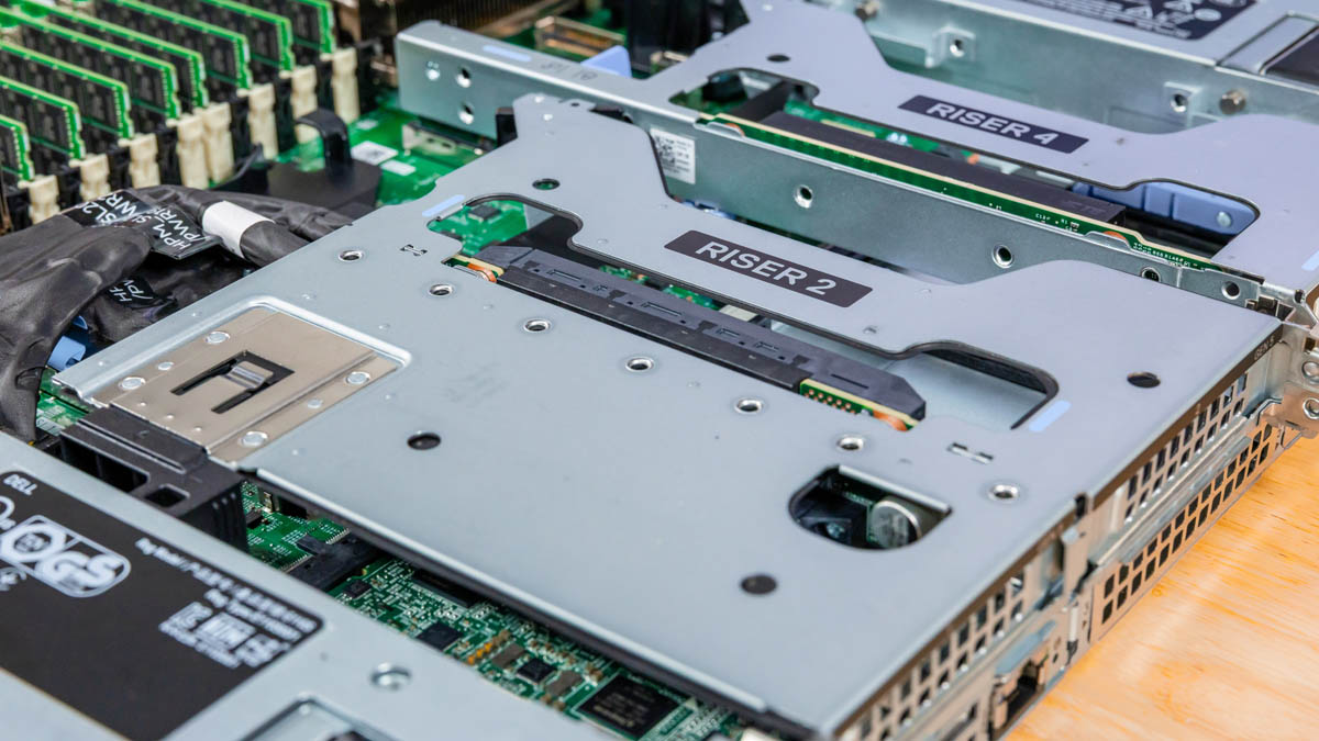 Dell PowerEdge R670 Riser 2 