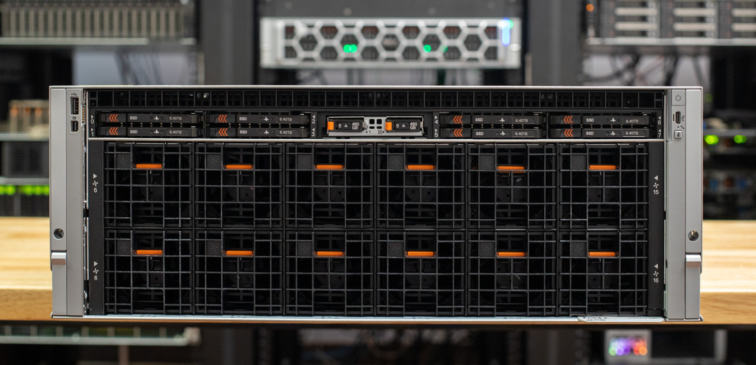 Dell PowerEdge XE7740-3.png