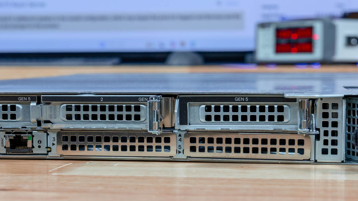 Dell PowerEdge R670 PCIe Drive Bay